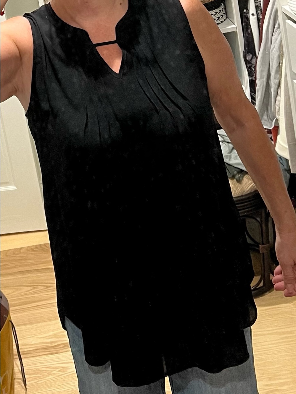 Anthropologie Black Sleeveless Pleated Keyhole Tunic shirt blouse size L